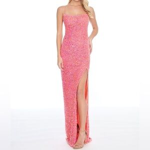 Lauren Ashley Mother’s Spring 2022 Prom Dress